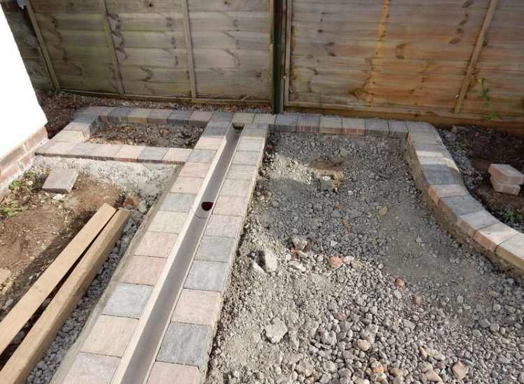 Block Paved Driveway in Wonersh, Guildford, Surrey - Marshall's Drivesett Tegula Traditional block paving. Driveways for Surrey and Hampshire - MDB Landscapes