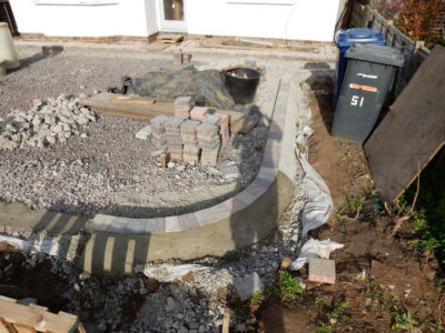 Block Paved Driveway in Wonersh, Guildford, Surrey - Marshall's Drivesett Tegula Traditional block paving. Driveways for Surrey and Hampshire - MDB Landscapes