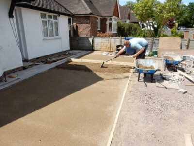 Block Paved Driveway in Wonersh, Guildford, Surrey - Marshall's Drivesett Tegula Traditional block paving. Driveways for Surrey and Hampshire - MDB Landscapes