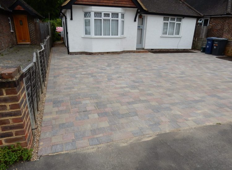 Block Paved Driveway in Wonersh, Guildford, Surrey - Marshall's Drivesett Tegula Traditional block paving. Driveways for Surrey and Hampshire - MDB Landscapes
