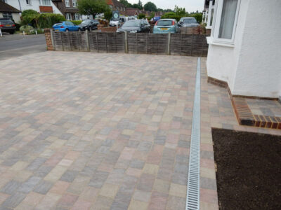 Block Paved Driveway in Wonersh, Guildford, Surrey - Marshall's Drivesett Tegula Traditional block paving. Driveways for Surrey and Hampshire - MDB Landscapes