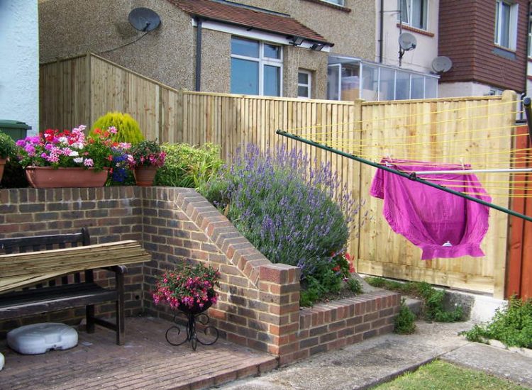 Garden Fencing - MDB Landscapes
