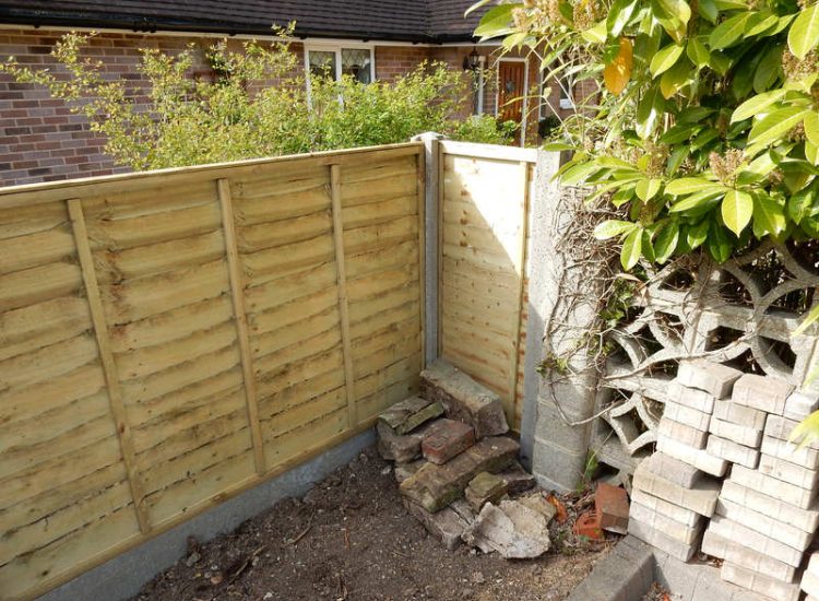Garden Fencing - MDB Landscapes