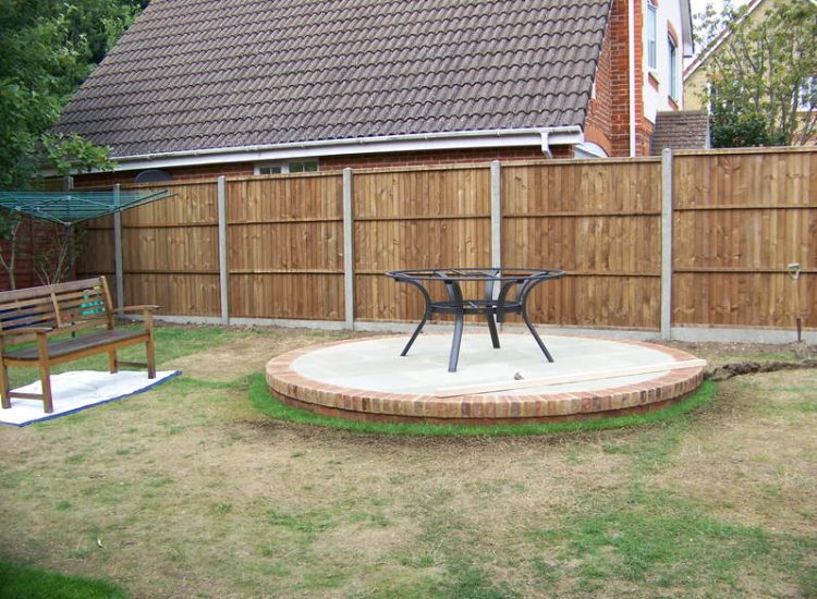 Garden Fencing - MDB Landscapes