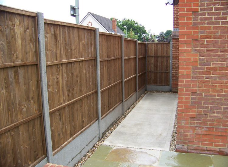 Garden Fencing - MDB Landscapes
