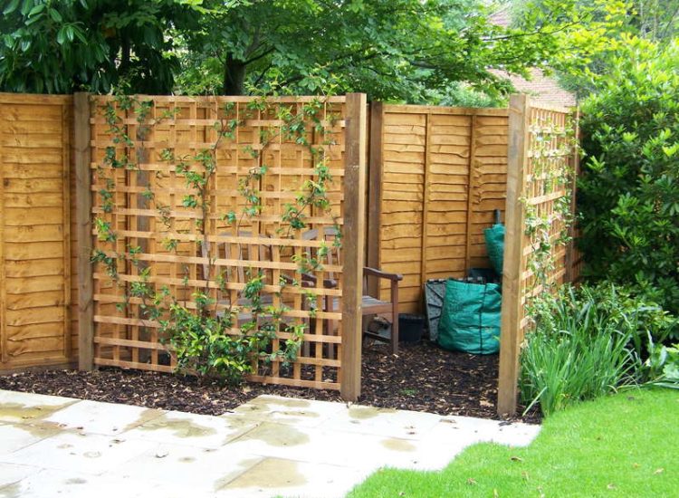 Fencing and Trellis Work in Fleet, Hampshire - Replacement of boundary fencing and the introduction of trellis work for climbing plants. Garden Fencing - MDB Landscapes