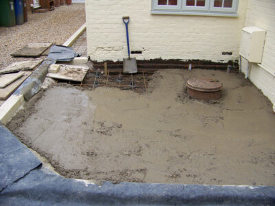 Mint Sandstone Sett Driveway in Sandhurst, Berkshire - Mint sandstone setts used here for both vehicular and pedestrian areas. Driveways for Surrey and Hampshire - MDB Landscapes