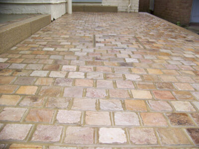 Mint Sandstone Sett Driveway in Sandhurst, Berkshire - Mint sandstone setts used here for both vehicular and pedestrian areas. Driveways for Surrey and Hampshire - MDB Landscapes