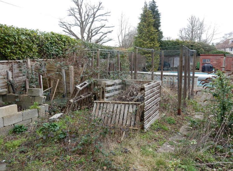 Garden Clearance in Little Bookham, Leatherhead, Surrey - Major clearance of mature trees, shrubs with roots extracted, ponds cleared and filled prior to other works. Garden clearance for Surrey and Hampshire - MDB Landscapes