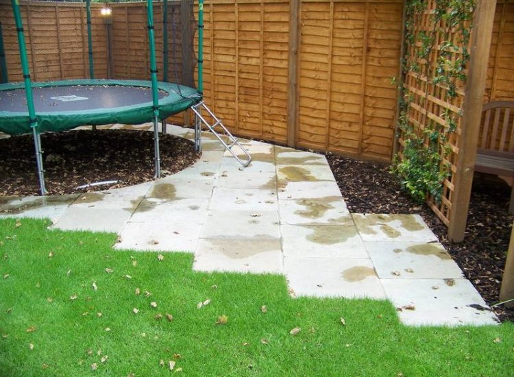 Garden Paving in Fleet, Hampshire - Kota Brown Limestone paving and cropped 200x100x100mm granite setts used. Garden Paving - MDB Landscapes