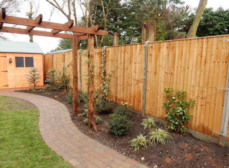 Planting in Fleet, Hampshire - A small planting scheme to fill a previously landscaped garden incorporating both shade and sun loving plants. Garden plants and planting for Surrey and Hampshire - MDB Landscapes