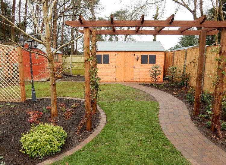 Planting in Fleet, Hampshire - A small planting scheme to fill a previously landscaped garden incorporating both shade and sun loving plants. Garden plants and planting for Surrey and Hampshire - MDB Landscapes