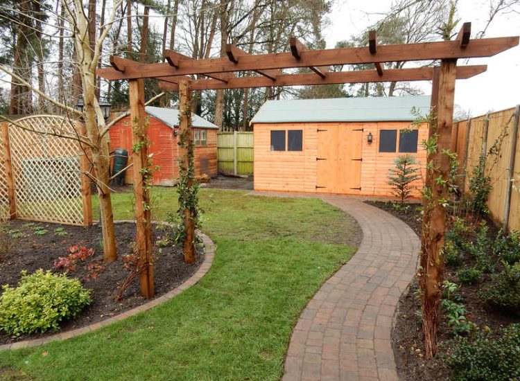 Planting in Fleet, Hampshire - A small planting scheme to fill a previously landscaped garden incorporating both shade and sun loving plants. Garden plants and planting for Surrey and Hampshire - MDB Landscapes