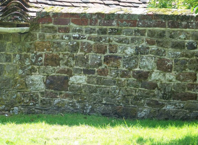 Re-pointing works for Surrey and Hampshire - MDB Landscapes