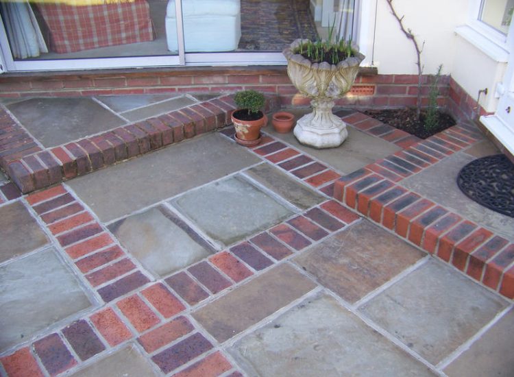 Re-pointing works for Surrey and Hampshire - MDB Landscapes
