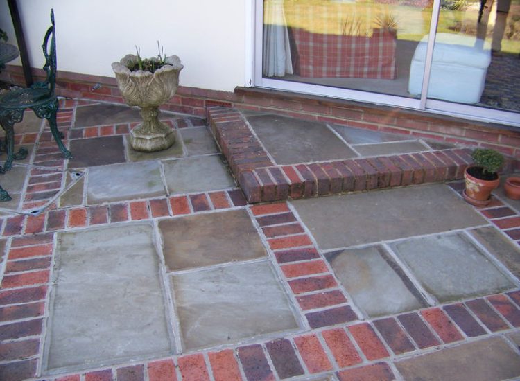Re-pointing works for Surrey and Hampshire - MDB Landscapes
