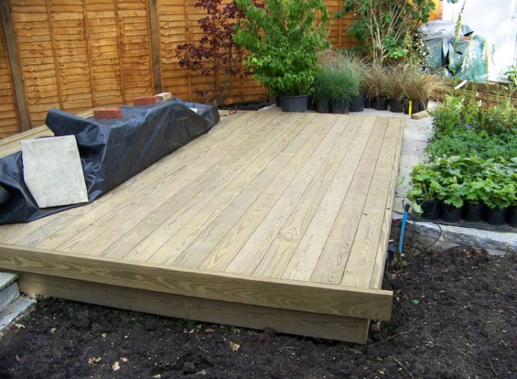 Timber decking - MDB Landscapes