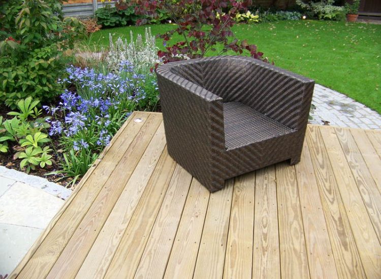 Timber decking - MDB Landscapes