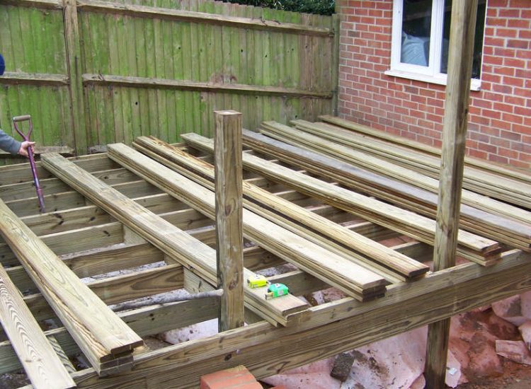 Timber decking - MDB Landscapes