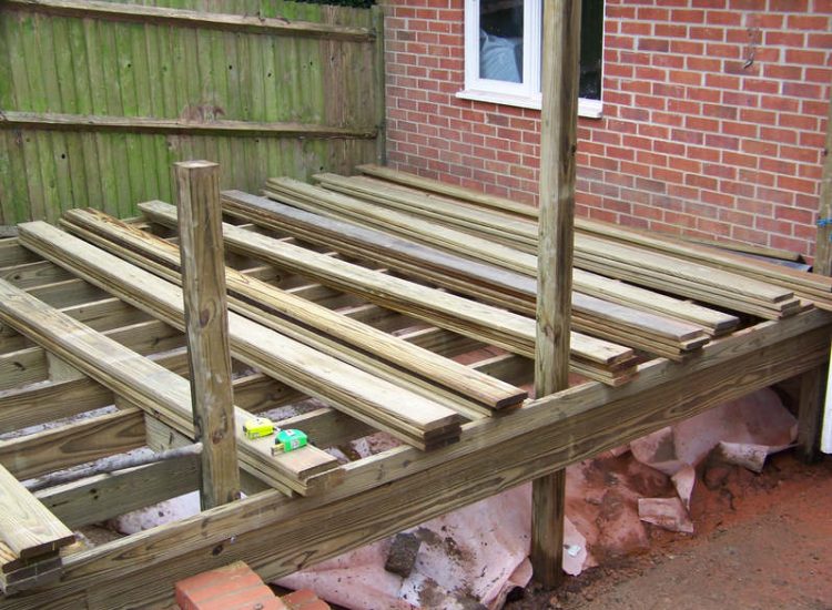Timber decking - MDB Landscapes