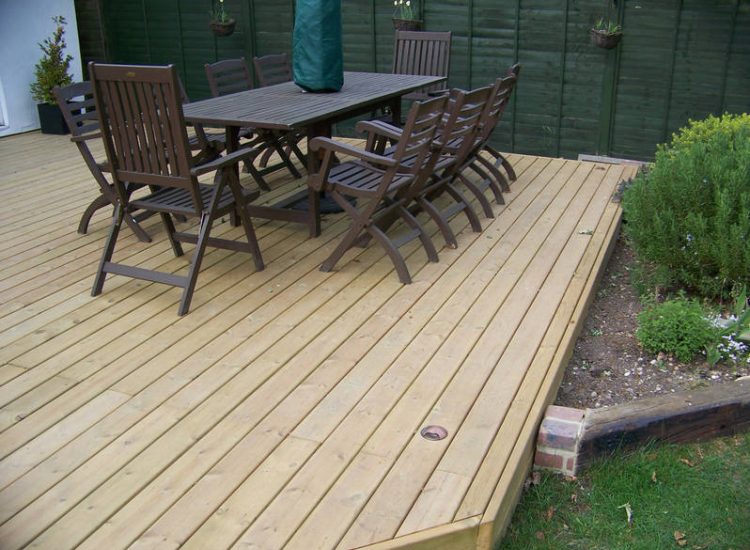 Timber decking - MDB Landscapes