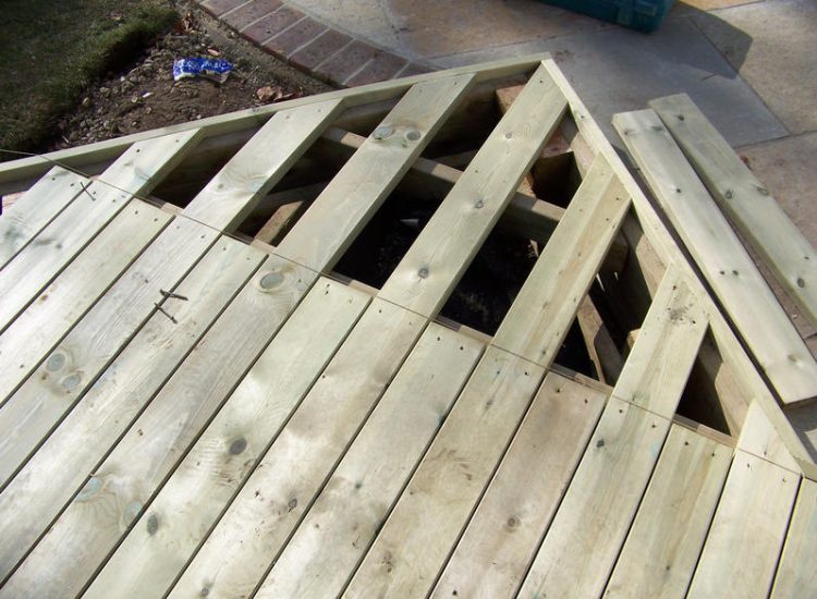 Timber decking - MDB Landscapes