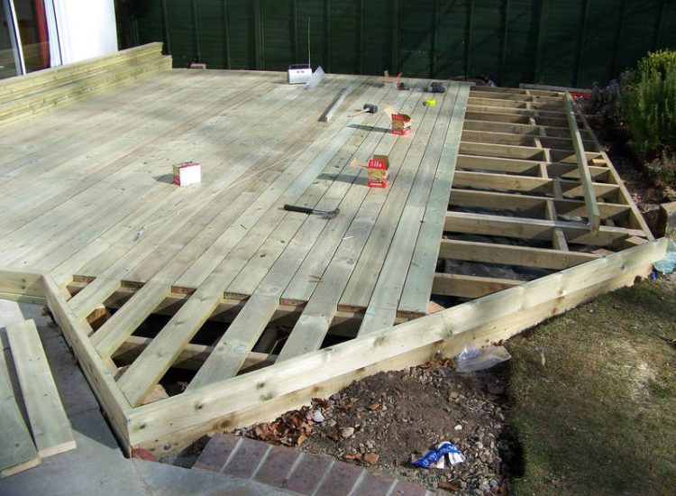 Timber decking - MDB Landscapes
