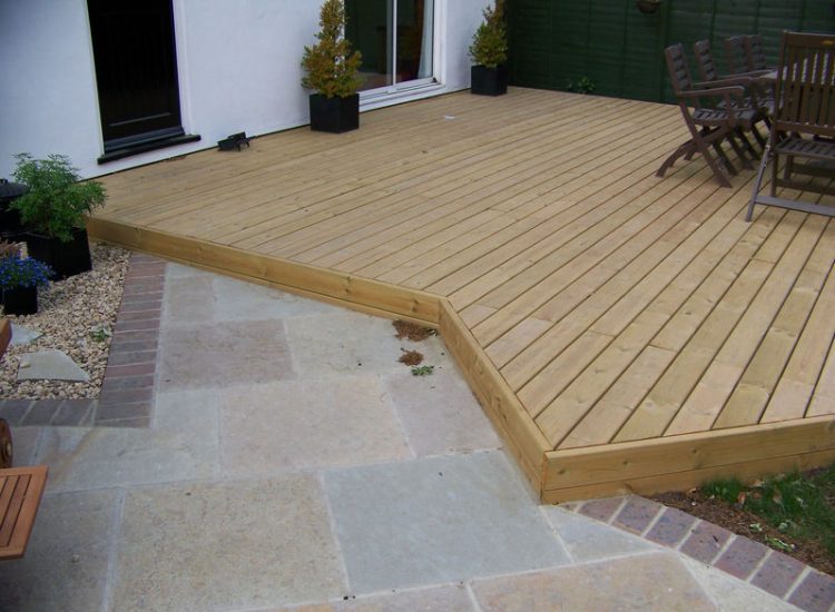 Timber decking - MDB Landscapes