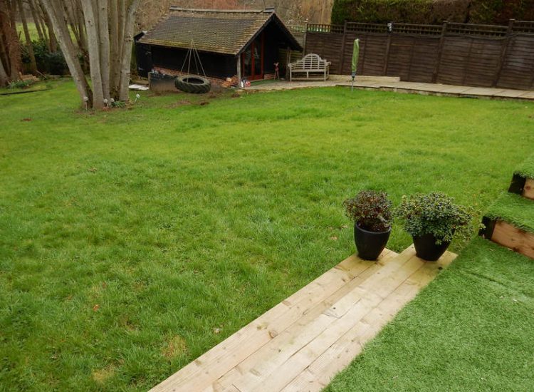 Garden and Lawn Drainage Bramley, surrey - Both top and lower areas of this garden required drainage to prevent constantly boggy areas of lawn. Garden Drainage - MDB Landscapes