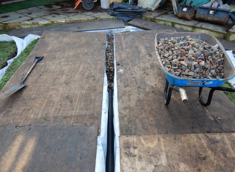 Garden and Lawn Drainage Bramley, surrey - Both top and lower areas of this garden required drainage to prevent constantly boggy areas of lawn. Garden Drainage - MDB Landscapes