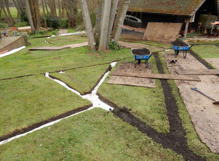 Garden and Lawn Drainage Bramley, surrey - Both top and lower areas of this garden required drainage to prevent constantly boggy areas of lawn. Garden Drainage - MDB Landscapes