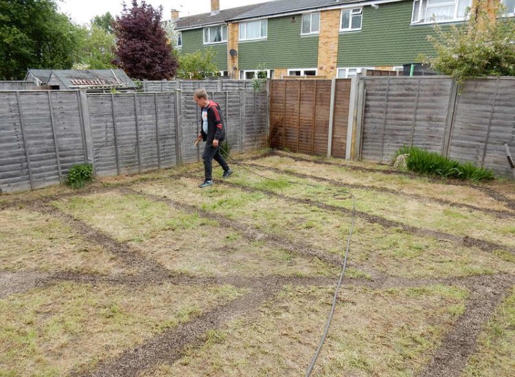 Lawn Drainage Cove, Farnborough, Hampshire - A small confined rear lawn greatly improved with land drainage. Garden drainage - MDB Landscapes