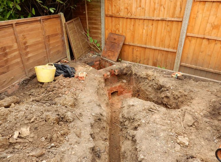 Garden and Lawn Drainage Little Bookham, Leatherhead, Surrey - Extensive land drainage was required through out this garden prior commencement of other landscaping projects. Garden Drainage - MDB Landscapes