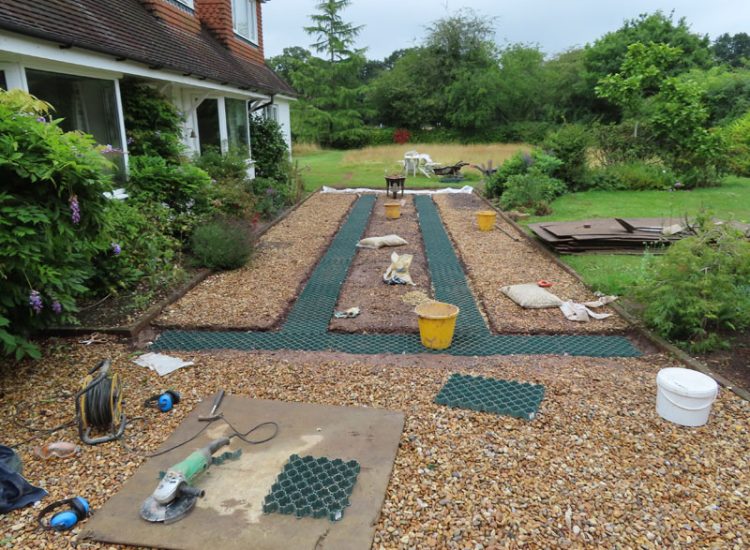 Driveway Flooding Cranleigh, Surrey, GU6 - Constant flooding of a shingled driveway area, preventing its use and causing access issues to the house. Driveway Flooding Cranleigh, Surrey, GU6 - Constant flooding of a shingled driveway area, preventing its use and causing access issues to the house.