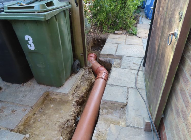 Driveway Drainage Hook, Hampshire, RG27 - Preventive drainage solution to prevent house and garage flooding. Driveway Drainage Hook, Hampshire, RG27 - Preventive drainage solution to prevent house and garage flooding.
