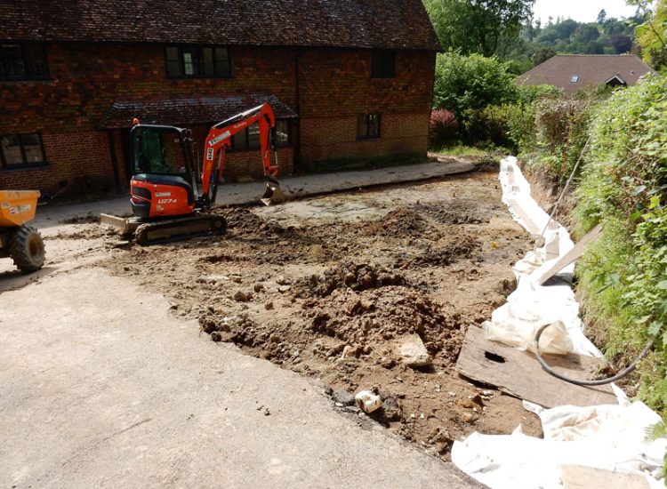 Driveway and Garden Drainage Haslemere, Surrey, GU27 - Ingress and flooding of driveway areas preventing ongoing house development. Driveway and Garden Drainage Haslemere, Surrey, GU27 - Ingress and flooding of driveway areas preventing ongoing house development.