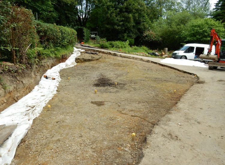 Driveway and Garden Drainage Haslemere, Surrey, GU27 - Ingress and flooding of driveway areas preventing ongoing house development. Driveway and Garden Drainage Haslemere, Surrey, GU27 - Ingress and flooding of driveway areas preventing ongoing house development.