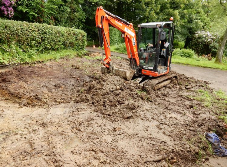 Driveway and Garden Drainage Haslemere, Surrey, GU27 - Ingress and flooding of driveway areas preventing ongoing house development. Driveway and Garden Drainage Haslemere, Surrey, GU27 - Ingress and flooding of driveway areas preventing ongoing house development.