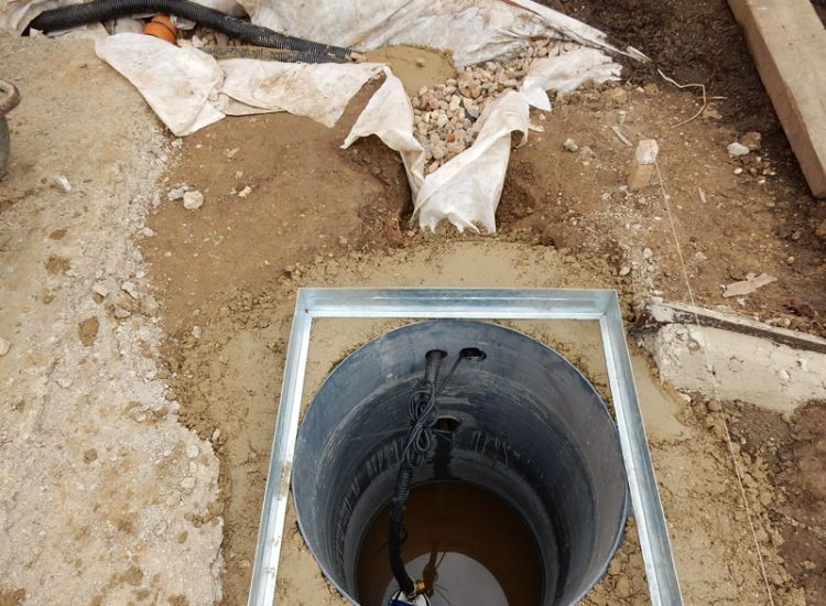 Garden Drainage and Landscaping Bramley, Tadley, Hampshire, RG26 - A new build and garden left with major drainage issues, neglected by the developers. Garden Drainage and Landscaping Bramley, Tadley, Hampshire, RG26 - A new build and garden left with major drainage issues, neglected by the developers.