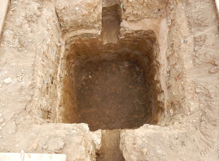 Garden Drainage and Landscaping Bramley, Tadley, Hampshire, RG26 - A new build and garden left with major drainage issues, neglected by the developers. Garden Drainage and Landscaping Bramley, Tadley, Hampshire, RG26 - A new build and garden left with major drainage issues, neglected by the developers.