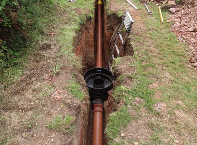 Garden Drainage in Chiddingfold, Godalming, Surrey, GU8 - Failing drainage infrastructure and runoff from a steep emabankment. Garden Drainage in Chiddingfold, Godalming, Surrey, GU8 - Failing drainage infrastructure and runoff from a steep emabankment.