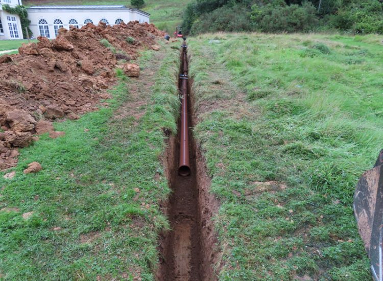 Garden Drainage in Chiddingfold, Godalming, Surrey, GU8 - Failing drainage infrastructure and runoff from a steep emabankment. Garden Drainage in Chiddingfold, Godalming, Surrey, GU8 - Failing drainage infrastructure and runoff from a steep emabankment.