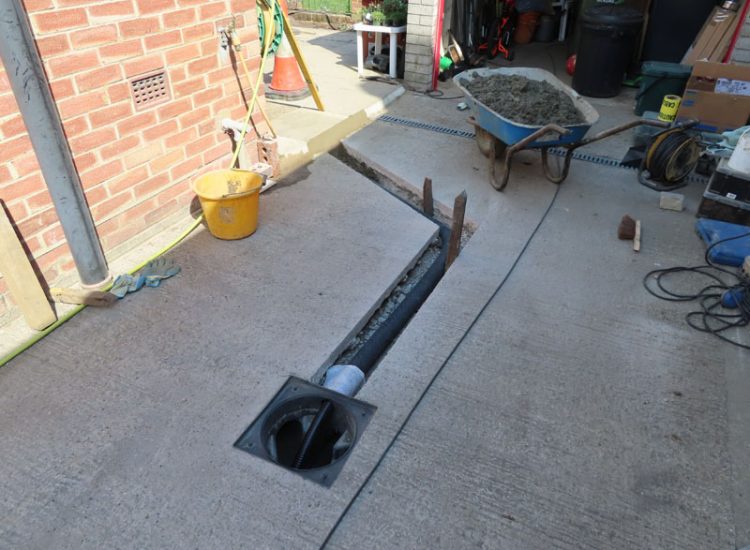 Garden and Lawn Drainage Guildford, Surrey, GU2 - A combined land drainage issue and frequent water mains leaks making this garden unusable for long periods. Garden and Lawn Drainage Guildford, Surrey, GU2 - A combined land drainage issue and frequent water mains leaks making this garden unusable for long periods.