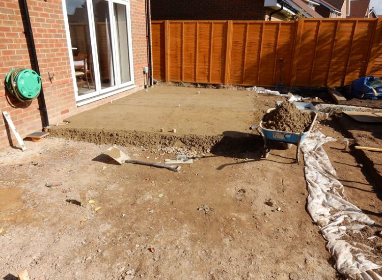 Garden Paving Bramley, Tadley, Hampshire, RG26 - Kota yellow limestone paving to form a terrace area and pathway. Garden Paving Bramley, Tadley, Hampshire, RG26 - Kota yellow limestone paving to form a terrace area and pathway.