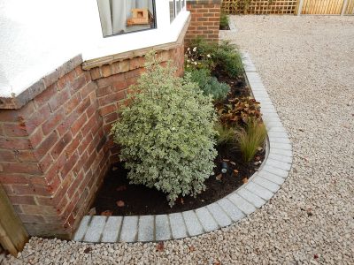 Garden Planting Farnham, Surrey, GU9 - Three areas of planting for this extensive project, embankment planting, rear garden and front driveway areas. Garden Planting Farnham, Surrey, GU9 - Three areas of planting for this extensive project, embankment planting, rear garden and front driveway areas.