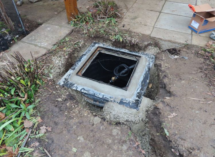 Lawn Drainage Guildford, Surrey, GU4 - Substatial lawn areas suffering from drainage issues caused by runoff and ingress from neighbouring open land and the clay based soil type. Lawn Drainage Guildford, Surrey, GU4 - Substatial lawn areas suffering from drainage issues caused by runoff and ingress from neighbouring open land and the clay based soil type.