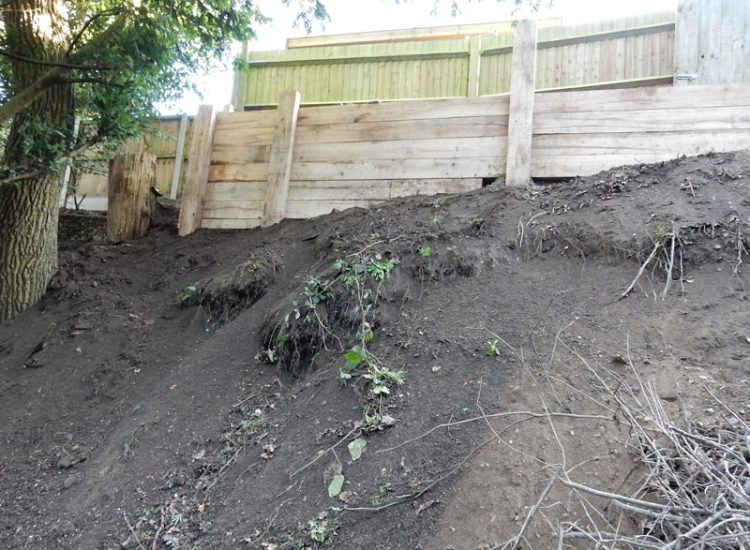 New Oak Sleeper Retaining Walls Farnham, Surrey, GU9 - Extensive oak sleeper retaining walls within an embankment area. New Oak Sleeper Retaining Walls Farnham, Surrey, GU9 - Extensive oak sleeper retaining walls within an embankment area.