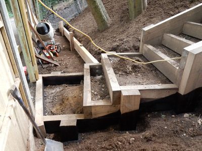 New Oak Sleeper Steps Farnham, Surrey, GU9 - Extensive oak sleeper steps incorporated through an embankment area. New Oak Sleeper Steps Farnham, Surrey, GU9 - Extensive oak sleeper steps incorporated through an embankment area.