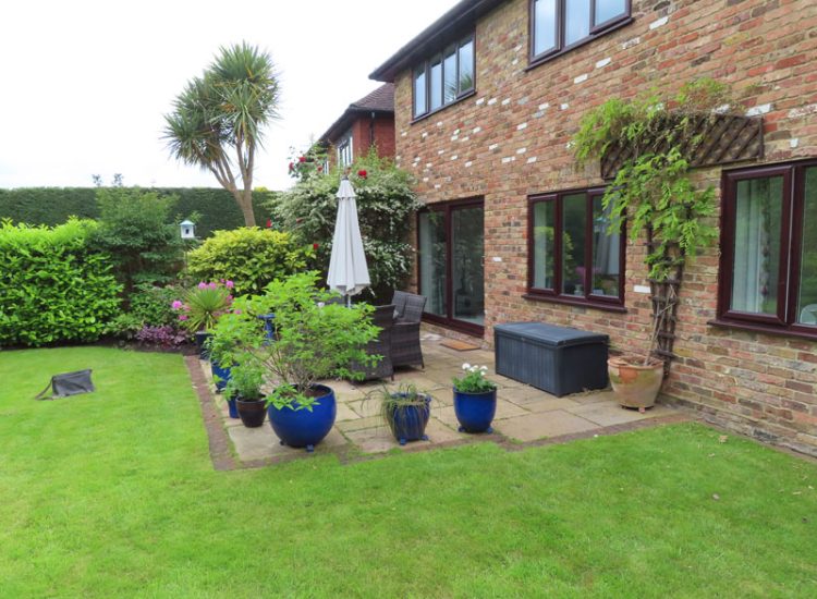 Garden Paving Sandhurst, Berkshire, RG47 - A paved terrace area using porcelain paving.