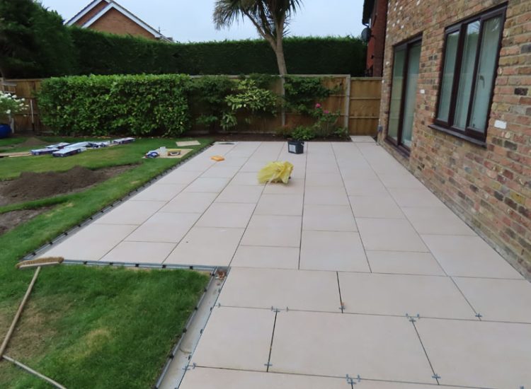 Garden Paving Sandhurst, Berkshire, RG47 - A paved terrace area using porcelain paving.